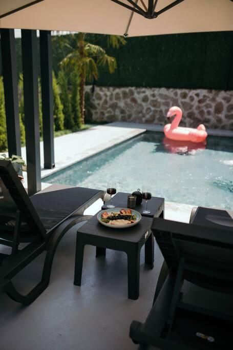 Shino Sapanca'Da Sicak Havuzlu Tatil Keyfi! Villa Esterno foto